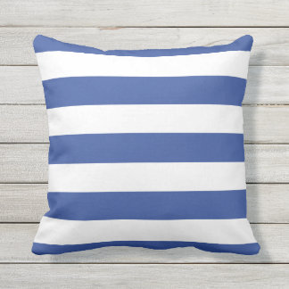 Moderne Royal Blue und White Stripes Kissen Für Draußen