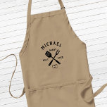 Moderne Rustikale BEST DADDY JE Vatertag Schürze<br><div class="desc">Retro coole personalisierte "BEST DADDY EVER" Grillen Schürze in einem Logo-Stil Typografie-Design mit dem Namen des Vaters und das Jahr,  in dem er Vater wurde. Großartiges Geschenk für den Vatertag oder ein einzigartiges Geburtstagsgeschenk für den Papa,  der Lieben zum Grillen.</div>