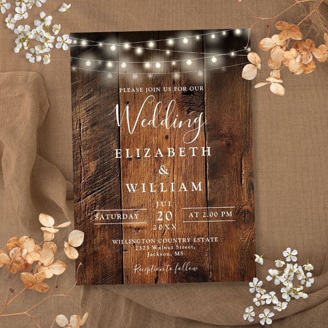Moderne Rustikale Brauerei-Lichter Hochzeit Einladung (Modern Rustic Barn Wood String Lights Wedding Invitation)