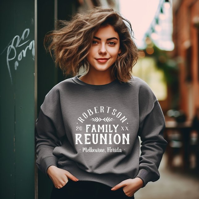 Moderne rustikale Personalisierte Family Wiederseh Sweatshirt (Von Creator hochgeladen)