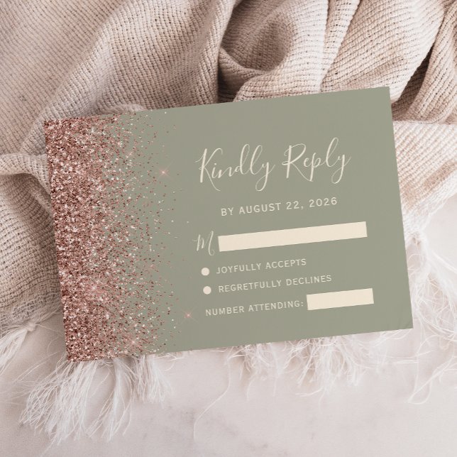 Moderne Sage Green Rose Gold Glitzer Edge RSVP Car Karte (Von Creator hochgeladen)