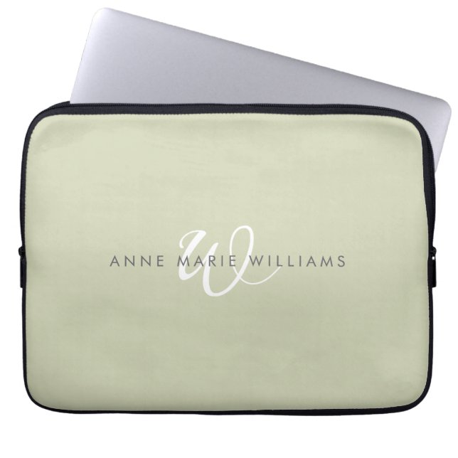 Moderne Salbeigrün Weiße Schrift Monogramm Laptopschutzhülle (Vorderseite)