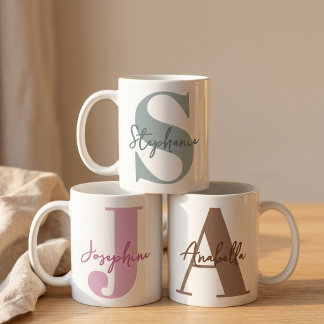 Moderne Salbeigrüne Anfangsbuchstabe Brautjungfer Kaffeetasse