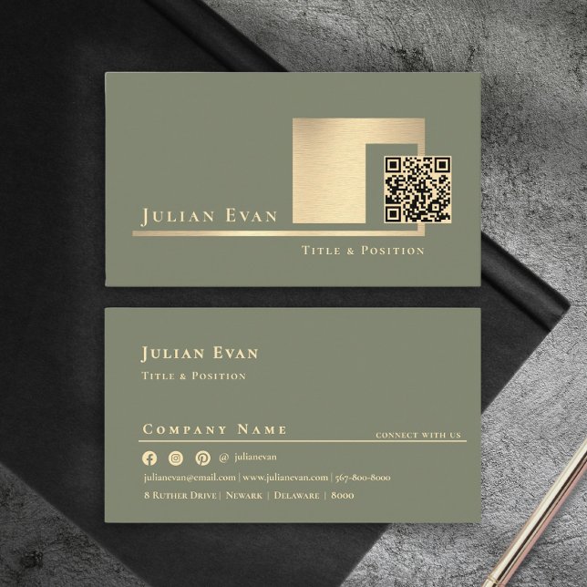 Moderne Salbeigrüne scannbare QR-Code Minimalistis Visitenkarte (Modern Sage Green Scannable QR Code Minimalistic Business Card)