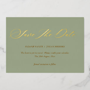 Moderne Salbeigrüne Typografische Save-The-Date-Ka Folieneinladung