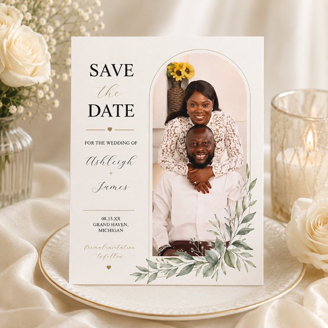 Moderne Save-the-Date-Karte mit Salbeigrün-Fotogra Save The Date (Von Creator hochgeladen)