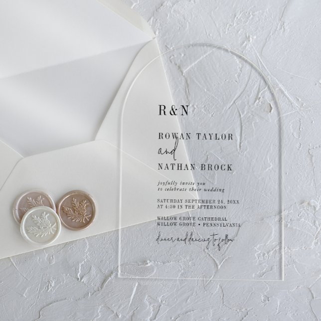Moderne schick Monogram Simple Arch Rustic Wedding Acryleinladungen (Modern Chic Monogram Simple Arch Rustic Wedding Acrylic Invitations)