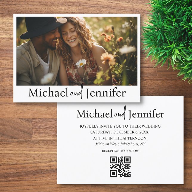 Moderne schicke Typografie qr Code Hochzeit Foto Einladung (Von Creator hochgeladen)