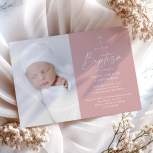 Moderne Schrift Staubiges Rosa Mädchen Foto Taufe Einladung