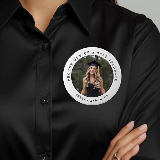 Moderne Schrift Stolze Mutter Senior Foto Abitur Button (Von Creator hochgeladen)