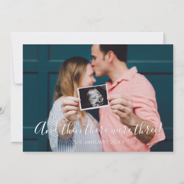 Moderne Schrift und dann gab es drei Schwangerscha Ankündigung (Vorderseite)