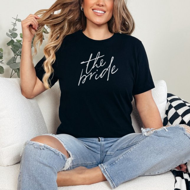 Moderne Schrift Weiß und Schwarz Braut T-Shirt (Von Creator hochgeladen)