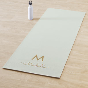 Moderne Schriftmonogramm in Salbeigrün und Gold Yogamatte