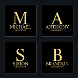 Moderne Schwarz-Gold-Monogramm und Name-Trauzeuge Untersetzer Set<br><div class="desc">Moderne Geschenke für Personalisierte Trauzeuge mit personalisierten Monogramm,  Trauzeugen Name und Titel in goldener klassischer Serif-Schriftart-Stil auf schwarzem Hintergrund. Auch perfekt für Trauzeuge,  Vater der Braut und mehr. Bitte beachten Sie: Die Details der Folie werden im Kunstwerk simuliert. Bei der Herstellung dieses Produktes wird keine Folie verwendet.</div>