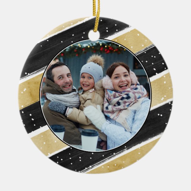 Moderne Schwarz & Gold Snowflake Strip Holiday Keramik Ornament (Vorne)