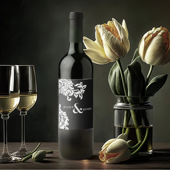 Moderne Schwarz-Weiß-Damaskus-Hochzeit Weinetikett (elegant black and white wedding wine label for wedding favors)