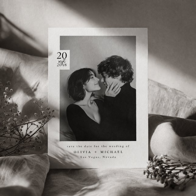 Moderne Schwarz-Weiß-Editorial-Foto Save-the-Date Save The Date (Von Creator hochgeladen)
