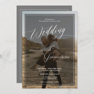 Moderne Schwarz-Weiß-Hochzeitsskripte 2 Fotos Einladung