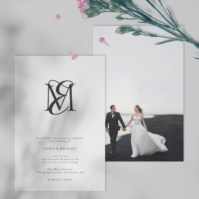 Moderne Schwarz-Weiß-Monogramm-Hochzeit im Foto Einladung (Von Creator hochgeladen)