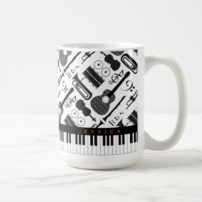 Moderne Schwarz-Weiß-Musikinstrumente-Muster Kaffeetasse (Rechts)