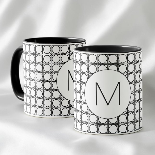 Moderne Schwarz-Weiß-Rattanmuster-Monogramm Tasse (Modern Black and White Rattan Pattern Monogram Mug)
