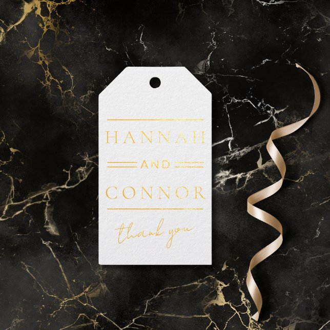 Moderne Schwarz-Weiß-Typografie Geschenkanhänger (Von Creator hochgeladen)