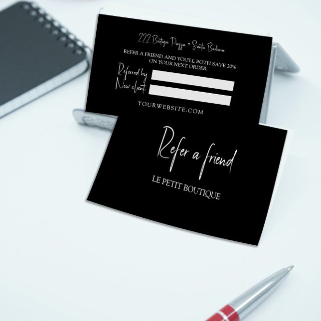 Moderne Schwarz-weiße Empfehlungskarte (Von Creator hochgeladen)