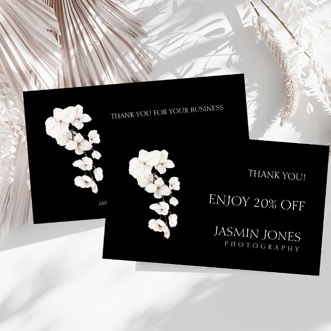 Moderne Schwarz-weiße Orchideen Rabattkarte (Modern Black and White QR Code Orchids Flowers Business Discount Card)