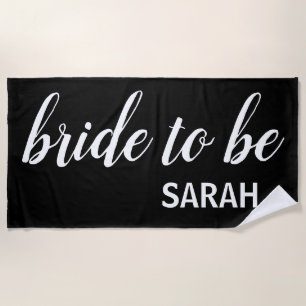 Moderne Schwarze Braut als Kalligraphiename Strandtuch