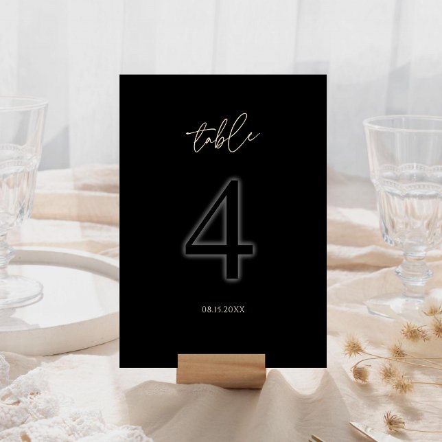 Moderne Schwarze Goldene Tischnummer 4 Minimalisti (Modern Black Gold Table Number 4 Minimalist Luxury)