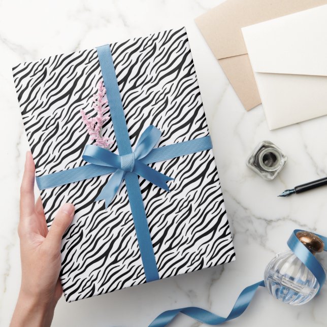 Moderne schwarze Tiger-Streifen-Muster Luxus Geschenkpapier (Schenken)