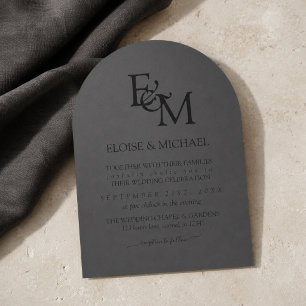Moderne schwarze und kohlefarbene Bogen-Monogramm- Einladung