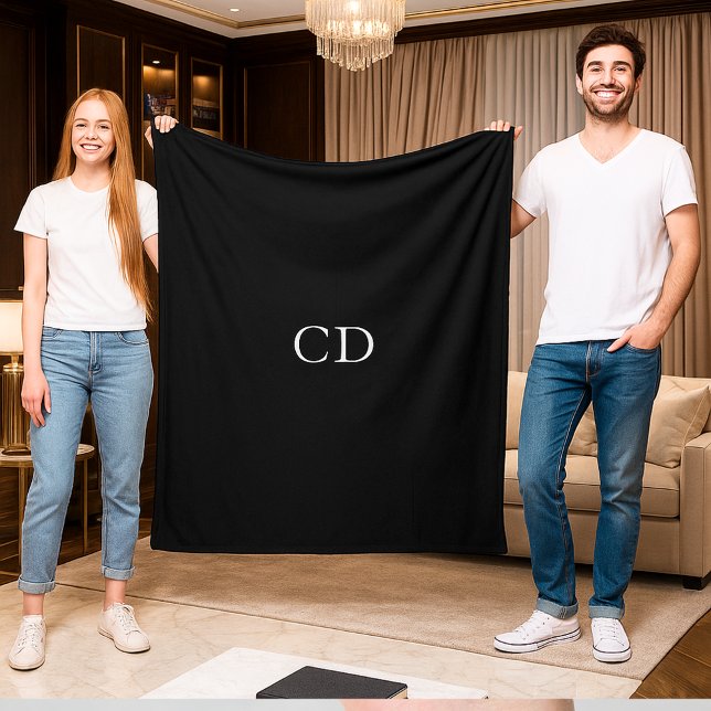 Moderne schwarze und weiße monogrammierte Initiale Fleecedecke (Von Creator hochgeladen)