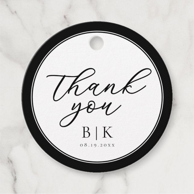 Moderne Script Black and White Border Wedding Geschenkanhänger (Vorderseite)