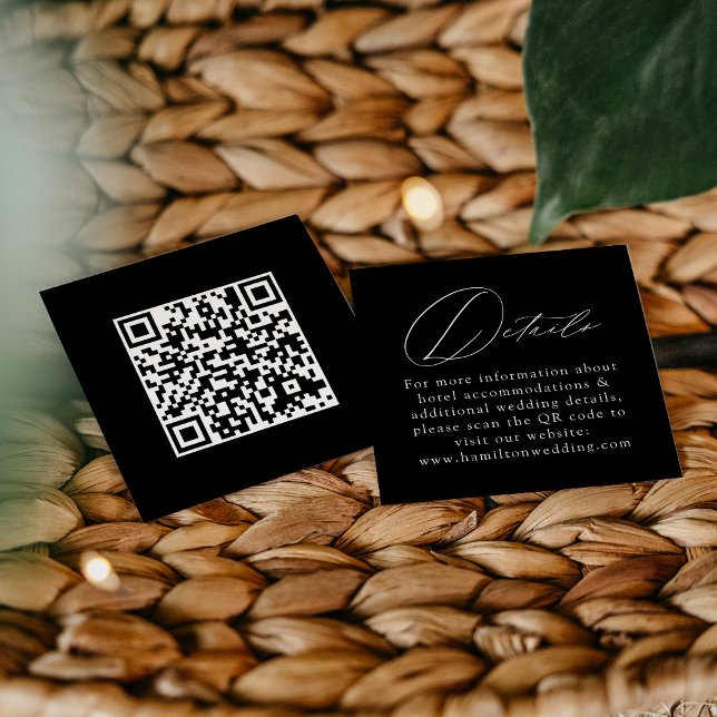 Moderne Script Black QR Code Hochzeitsdetails Begleitkarte (Von Creator hochgeladen)