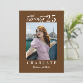 Moderne Script Brown Foto Graduation Party Einladung