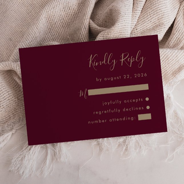 Moderne Script Burgundy Gold Wedding RSVP Karte (Von Creator hochgeladen)
