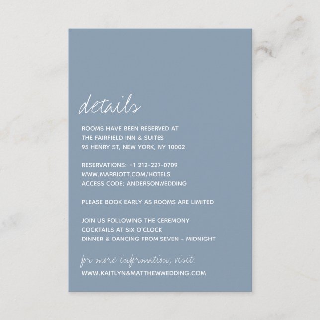 Moderne Script Dusty Blue Minimalistic Wedding Begleitkarte (Vorderseite)