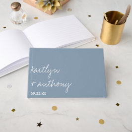Moderne Script Dusty Blue Minimalistic Wedding Gästebuch