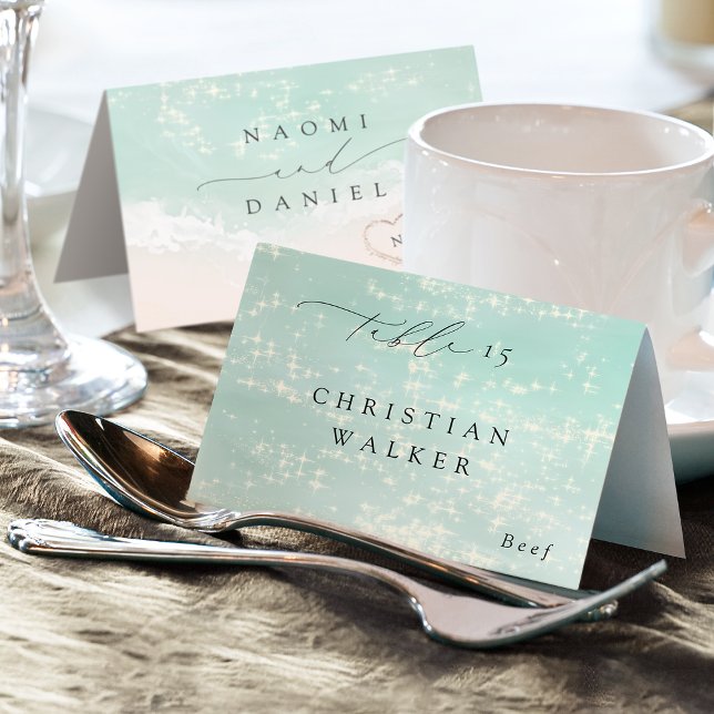 Moderne Script Hearts Beach Klappbare Platzkarte Tischnummer (Modern Script Hearts Beach Foldable Place Card)