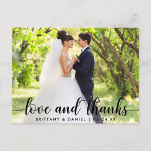Moderne Script-Liebe und dank Couple Wedding Postkarte