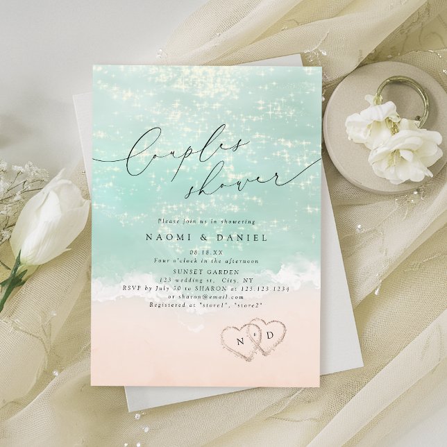 Moderne Script Sand Hearts Beach Paare Dusche Einladung (Modern Script Sand Hearts Beach Couples Shower Invitation)