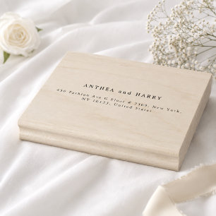Moderne Serif-Rücksende-Adresse-Hochzeit-Stempel a Gummistempel