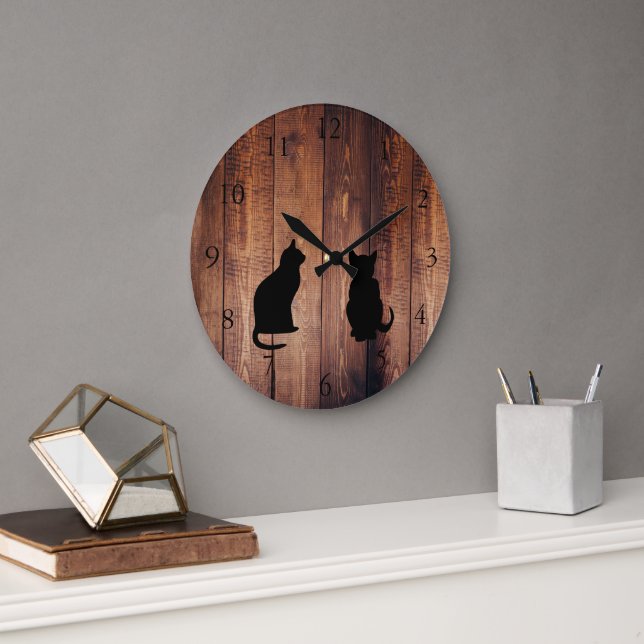 Moderne Silhouetten aus rustikalem, dunklem Holz Große Wanduhr (Büro)