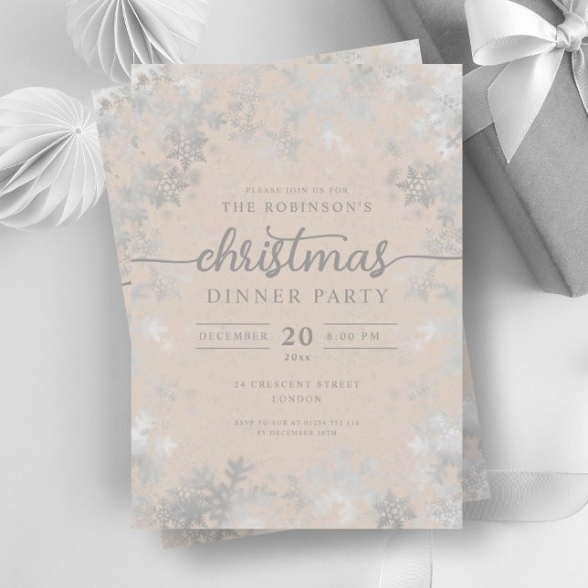 Moderne Silver Winter Wunderland Weihnachten Beige Einladung (Modern Silver Winter Wonderland Christmas Beige Invitation)