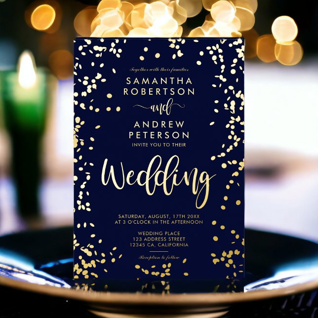 Moderne Skript Goldfolie Konfetti blauen Hochzeit Folieneinladung (Modern script gold foil confetti navy blue wedding foil invitation)