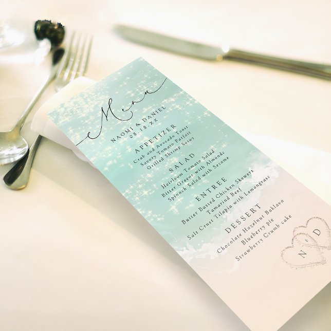 Moderne Skriptanhöre in der Hochzeit am Sandstrand Menükarte (Modern Script Hearts In The Sand Beach Wedding Menu)