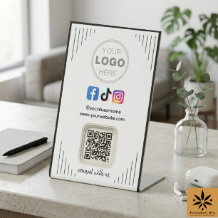 Moderne soziale Medien Instagram Facebook QR Cod Sockelschild