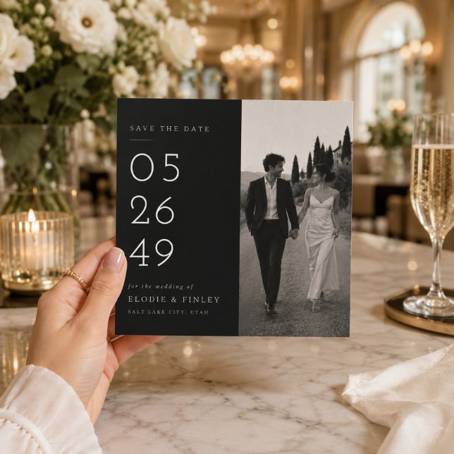 Moderne Split-Layout-Karte zum Speichern des Datum Save The Date (Von Creator hochgeladen)