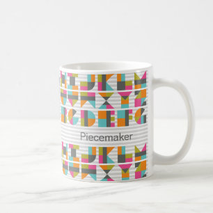 Moderne Steppdecken-Block-Liebe beschriftet Tasse